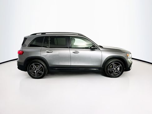 Used 2023 Mercedes-Benz GLB 250 image 10