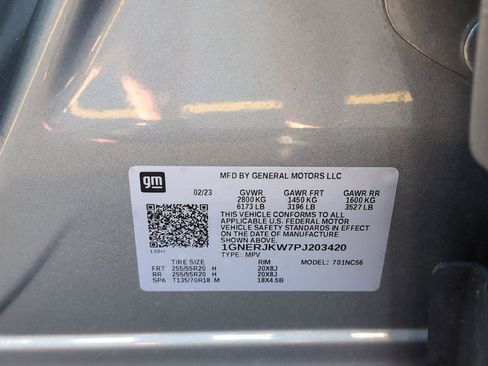 Used 2023 Chevrolet Traverse RS FWD image 10