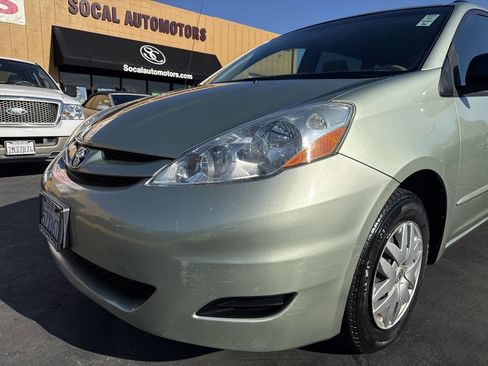 Used 2007 Toyota Sienna LE image 36