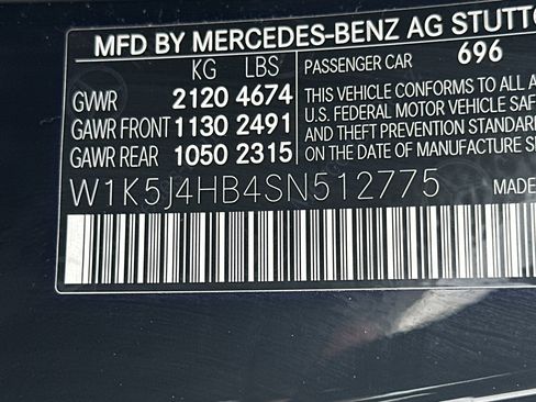 Used 2025 Mercedes-Benz CLA 250 4MATIC image 35