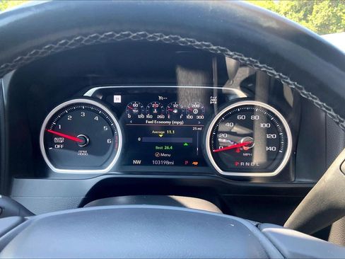 Used 2019 Chevrolet Silverado 1500 High Country AWD/4WD image 21