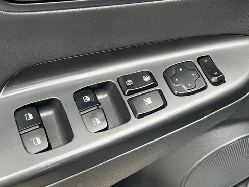 Used 2019 Hyundai Kona Ultimate image 13