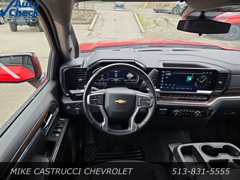 Used 2025 Chevrolet Silverado 1500 LT AWD/4WD image 11