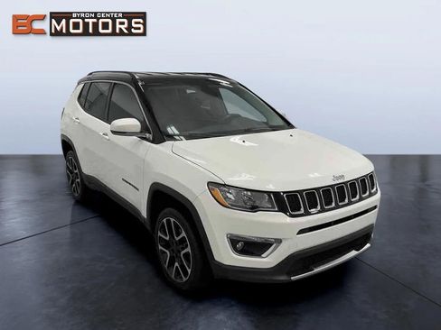 Used 2018 Jeep Compass Limited w/ Navigation Group image 7