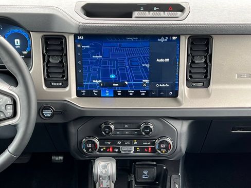 New 2026 Ford Bronco Outer Banks AWD/4WD image 23
