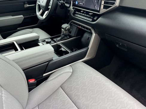 Certified 2025 Toyota Tundra Limited image 31
