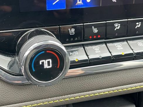 Used 2023 Chevrolet Colorado ZR2 w/ ZR2 Convenience Package III image 23