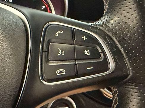 Used 2018 Mercedes-Benz GLA 250 4MATIC w/ Premium Package image 22