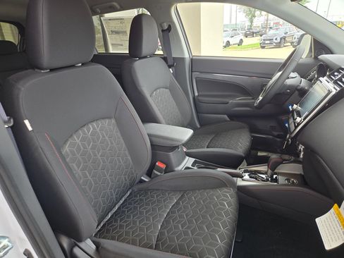 New 2026 Mitsubishi Outlander Sport LE AWD/4WD image 25