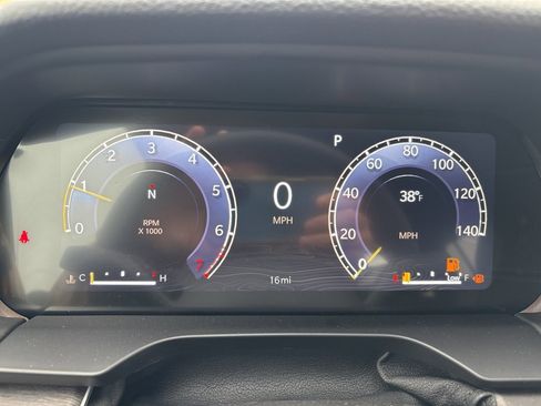 New 2025 Jeep Grand Cherokee L Limited image 12