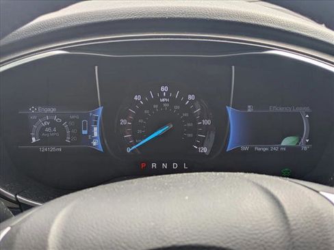 Used 2017 Ford Fusion Energi SE FWD image 10