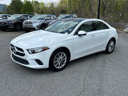 Used 2019 Mercedes-Benz A 220 4MATIC image 3