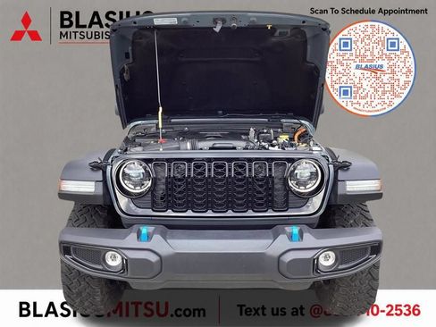Used 2024 Jeep Wrangler Unlimited AWD/4WD image 66
