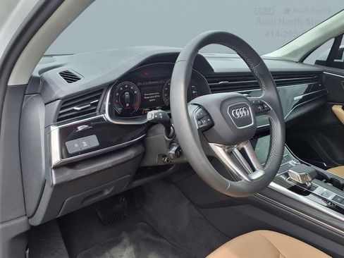 Used 2025 Audi Q7 2.0T Premium Plus w/ Premium Plus Package AWD/4WD image 10