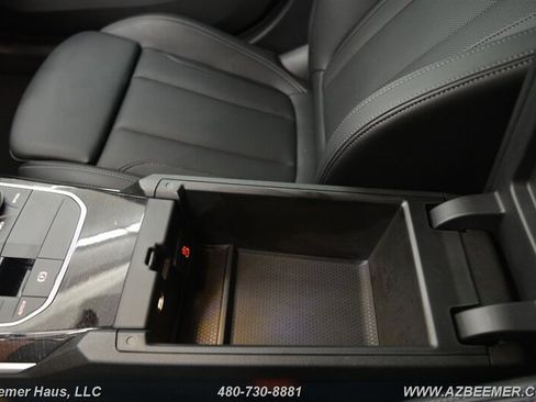 Used 2024 BMW 330i Sedan w/ Convenience Package RWD image 31