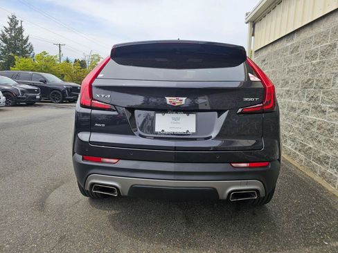 Used 2023 Cadillac XT4 Premium Luxury AWD/4WD image 6