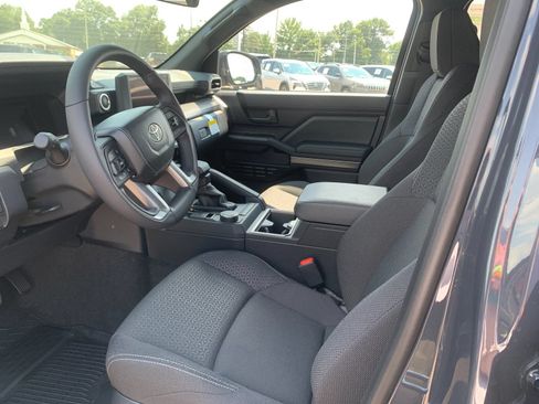 New 2026 Toyota 4Runner SR5 RWD image 10