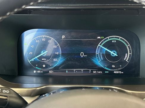 Certified 2023 Kia Sorento SX Prestige w/ Panoramic Sunroof Package AWD/4WD image 29