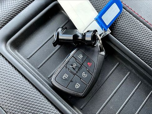 Used 2023 Chevrolet Tahoe RST AWD/4WD image 34
