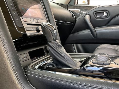 Used 2020 INFINITI QX80 Luxe w/ Proassist Package RWD image 16