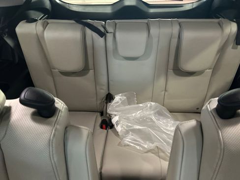 New 2026 Subaru Ascent Limited AWD/4WD image 30