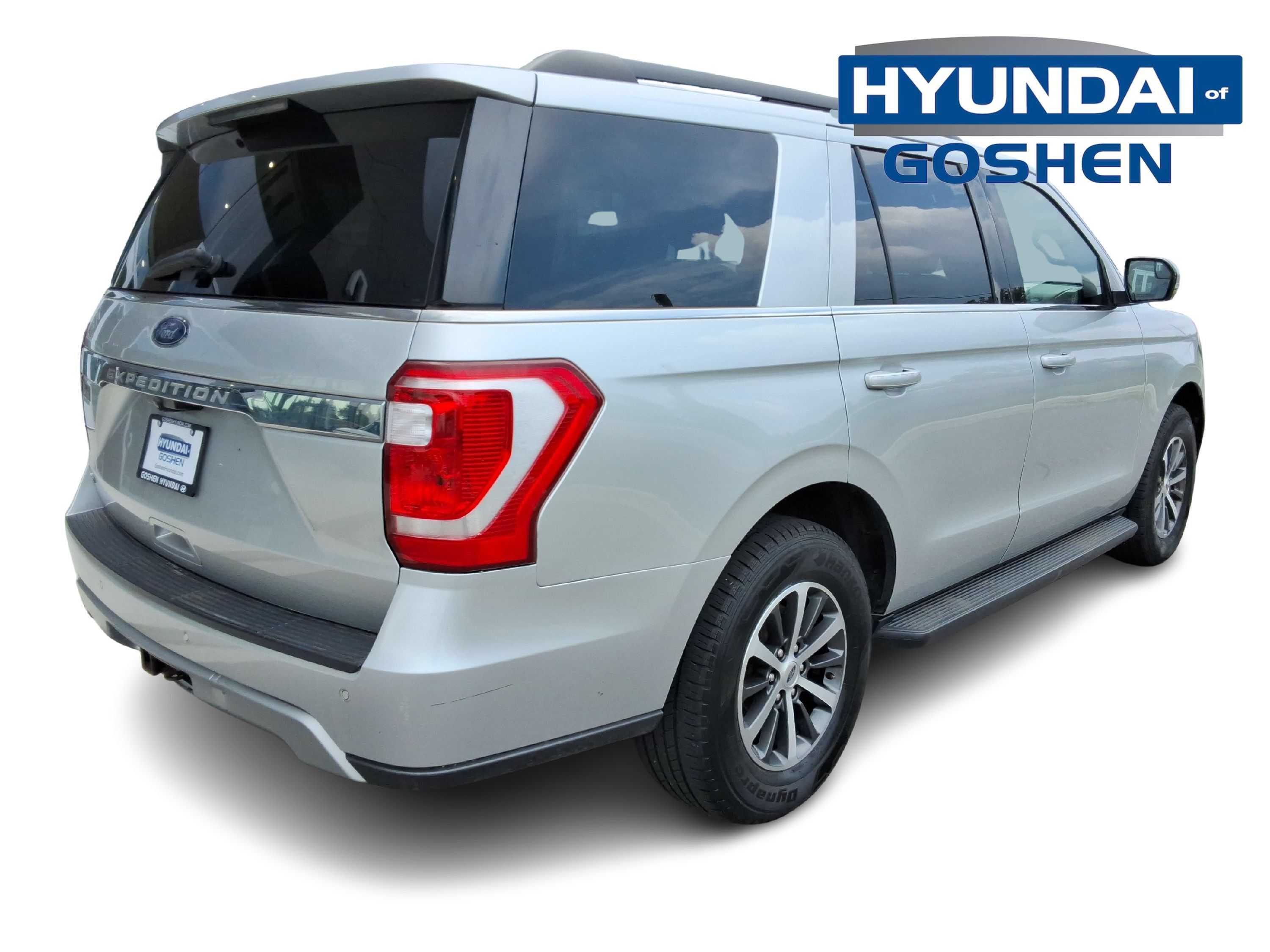 Used 2018 Ford Expedition XLT w/ Equipment Group 201A AWD/4WD image 9