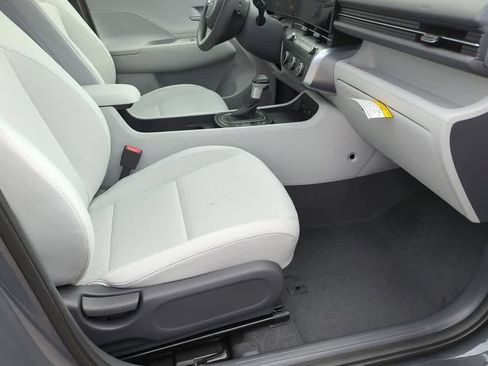 New 2026 Hyundai Kona SE FWD image 22