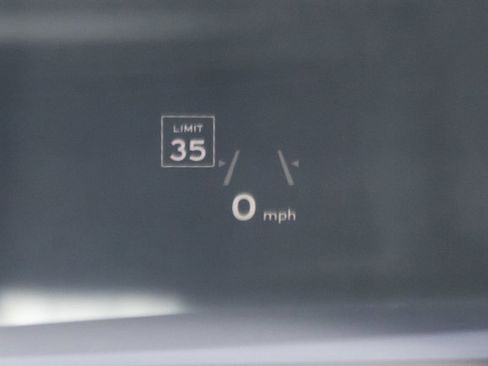 Used 2021 Bentley Flying Spur W12 image 81