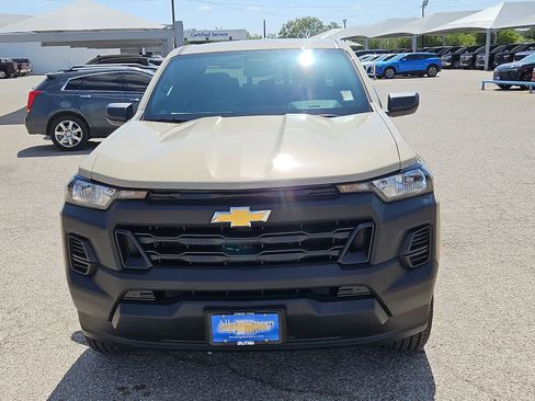 Used 2024 Chevrolet Colorado W/T w/ WT Convenience Package II RWD image 14