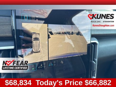 New 2026 GMC Acadia Denali Ultimate w/ LPO, Floor Liner Package AWD/4WD image 33
