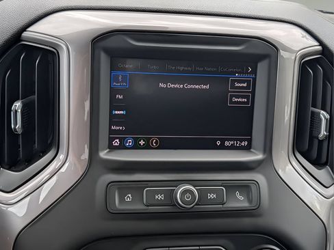 Used 2019 Chevrolet Silverado 1500 Custom Trail Boss w/ Custom Convenience Package AWD/4WD image 22