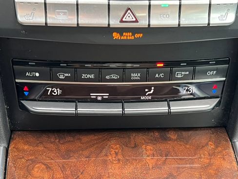 Certified 2016 Mercedes-Benz E 350 4MATIC Sedan image 30