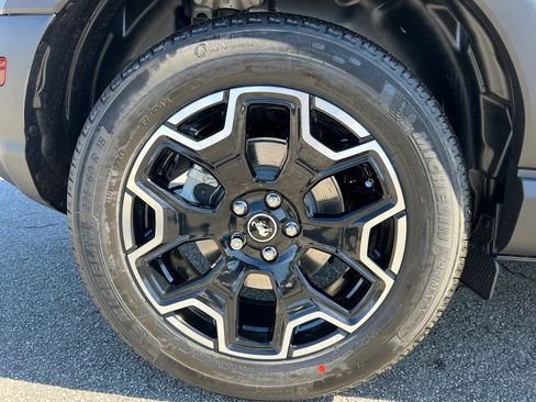 New 2026 Ford Bronco Sport Outer Banks w/ Outer Banks Tech Package+ AWD/4WD image 50