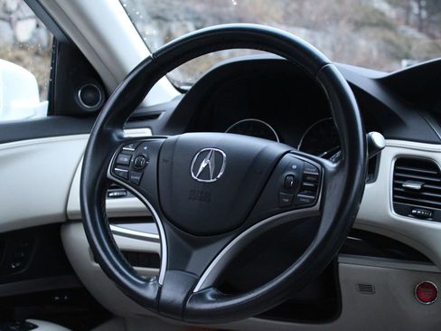 Used 2015 Acura RLX w/ Technology Package image 20