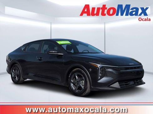 Used 2025 Kia K4 FWD image 1