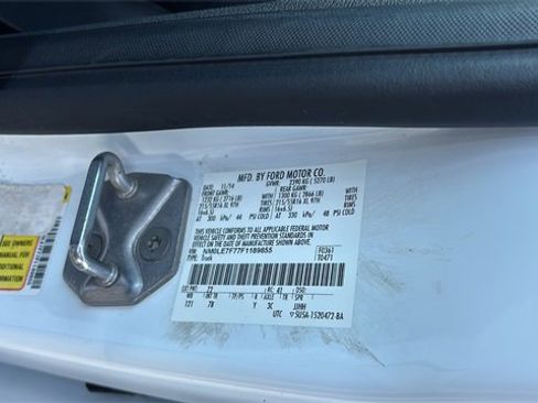 Used 2015 Ford Transit Connect XLT image 34