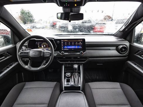 Used 2023 Chevrolet Colorado Trail Boss w/ Advanced Trailering Package image 33