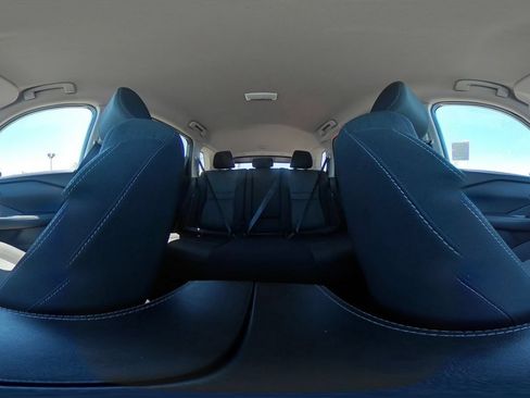 Used 2025 Nissan Rogue SV FWD image 44