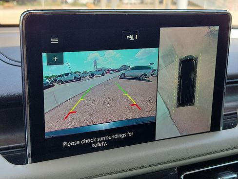 Used 2022 Lincoln Aviator Reserve w/ Equipment Group 201A image 7