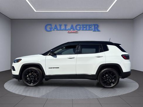 Used 2023 Jeep Compass Altitude w/ Convenience Group image 9