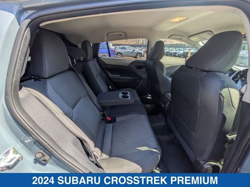 Used 2024 Subaru Crosstrek 2.0i Premium image 32