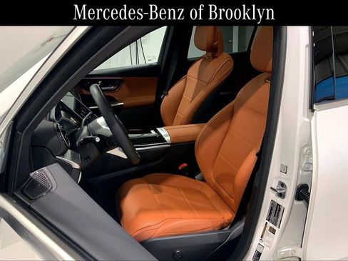 Used 2026 Mercedes-Benz GLC 300 4MATIC image 7