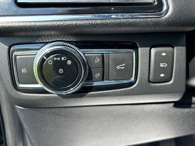 Used 2021 Lincoln Navigator L Reserve AWD/4WD image 19