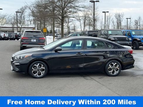 Used 2019 Kia Forte LXS image 10