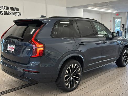 New 2026 Volvo XC90 T8 Ultra w/ Protection Package AWD/4WD image 5