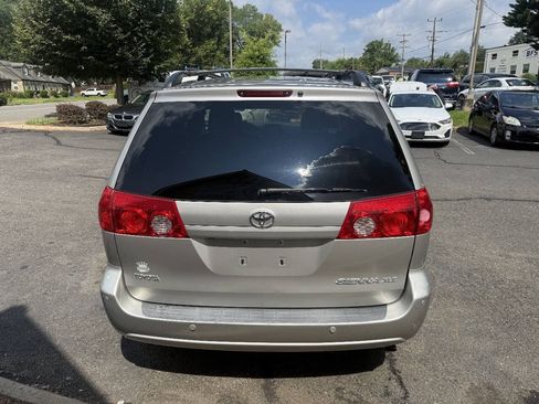Used 2008 Toyota Sienna FWD image 6