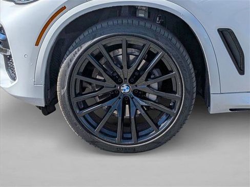Certified 2022 BMW X5 sDrive40i w/ M Sport Package image 10