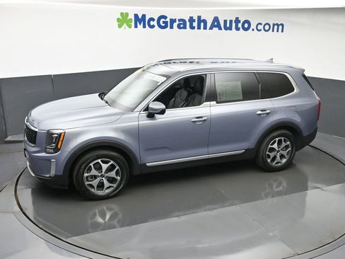 Used 2022 Kia Telluride EX w/ Towing Package FWD image 22