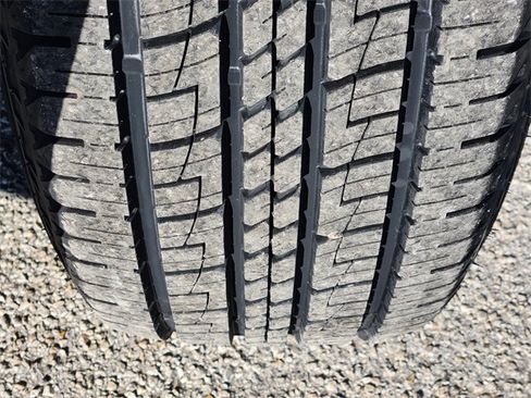 Used 2023 Chevrolet Silverado 1500 LT image 11