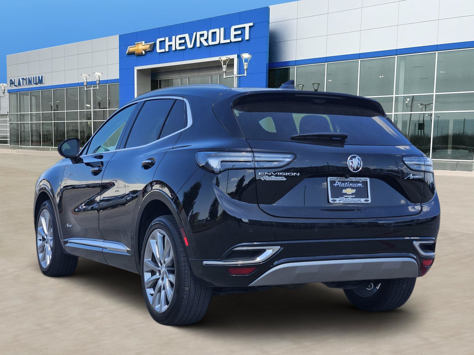 Used 2023 Buick Envision Avenir FWD image 4